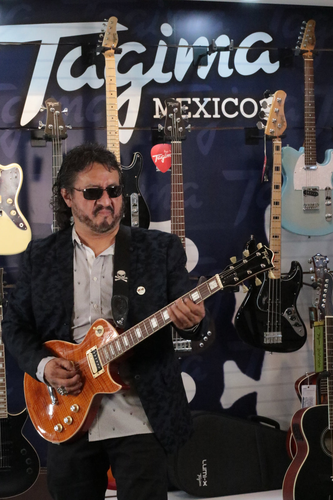 ÓSCAR ZÁRATE, EL GRAN GUITARRISTA DE EL TRI