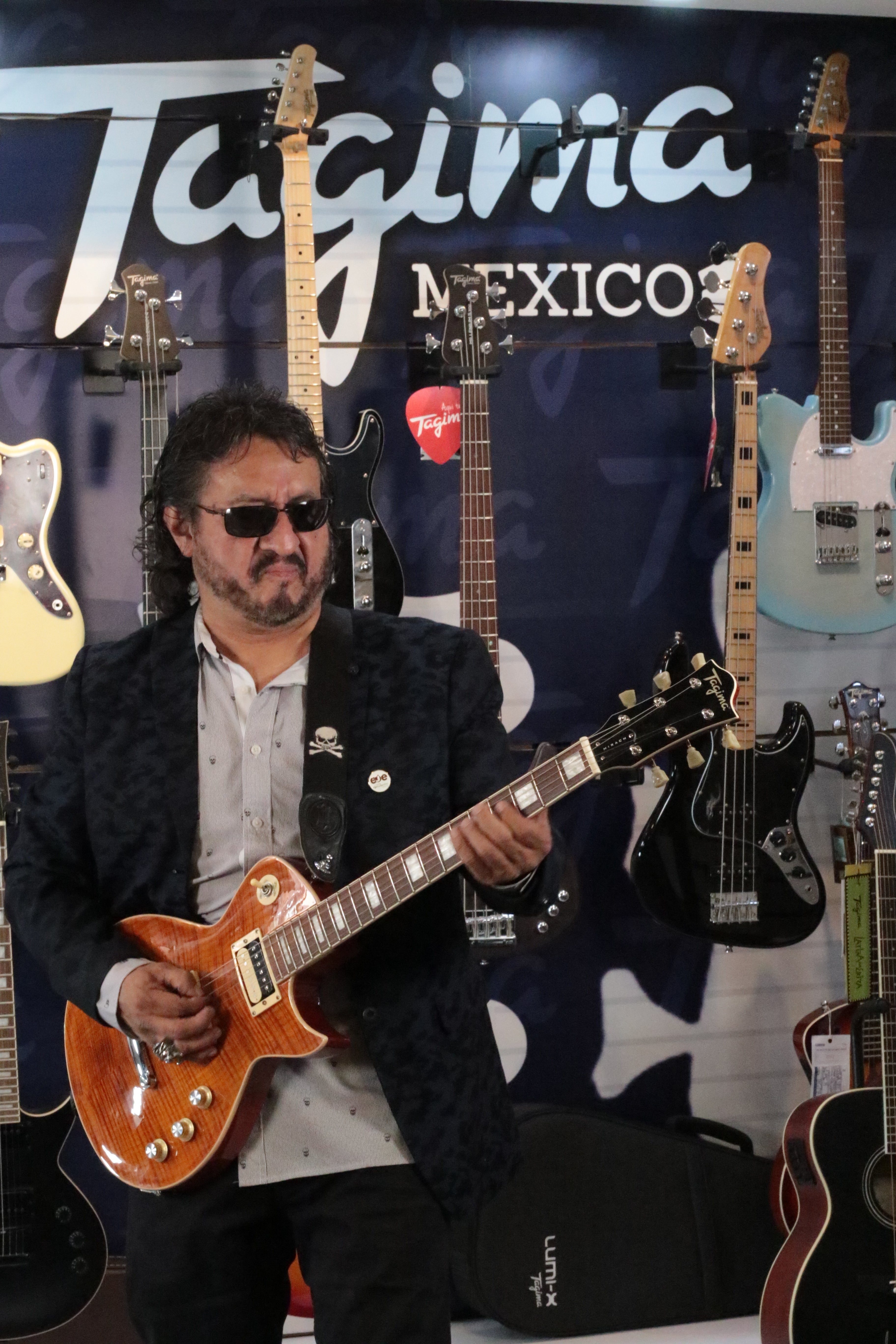 ÓSCAR ZÁRATE, EL GRAN GUITARRISTA DE EL TRI