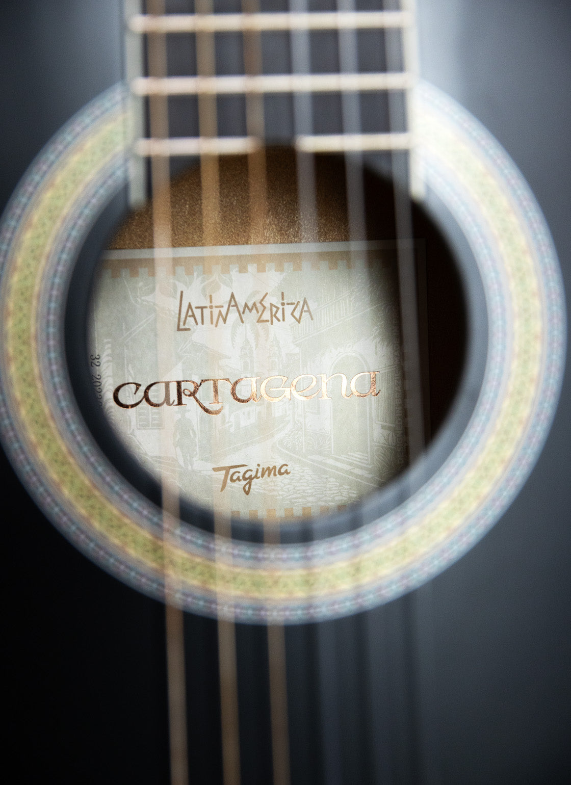 GUITARRA ELECTROACÚSTICA SLIM NYLON SERIE LATAM | CARTAGENA BKS