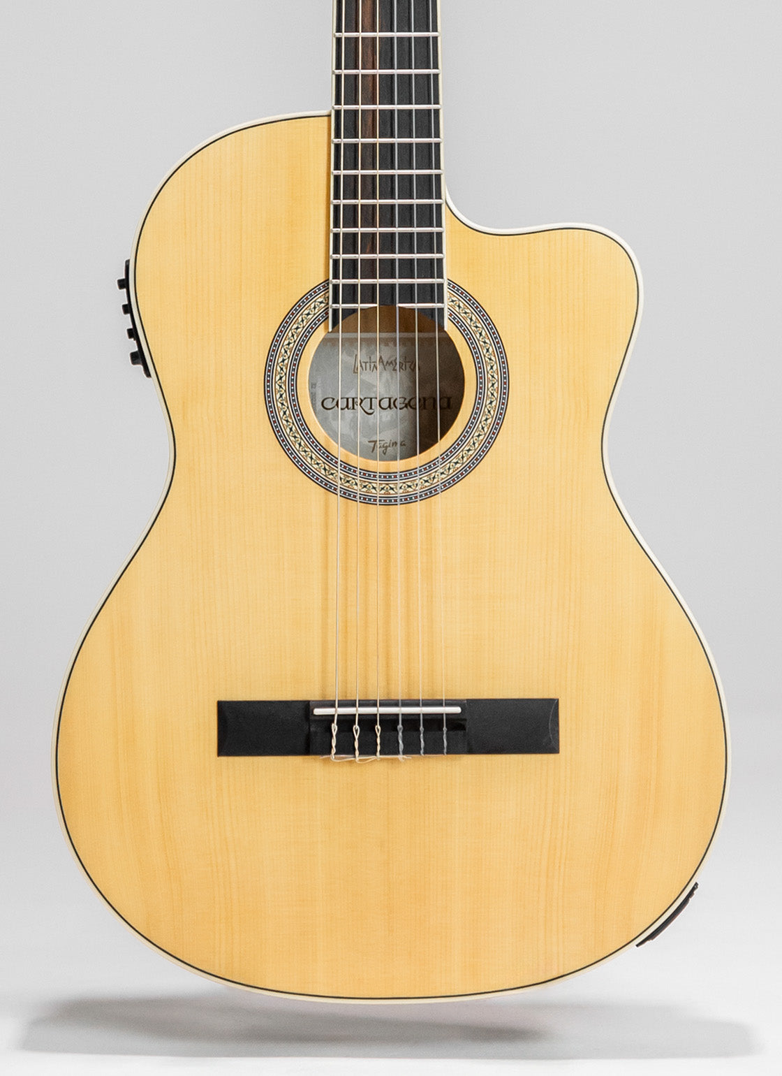 GUITARRA ELECTROACÚSTICA SLIM SERIE LATAM | CARTAGENA NTABS