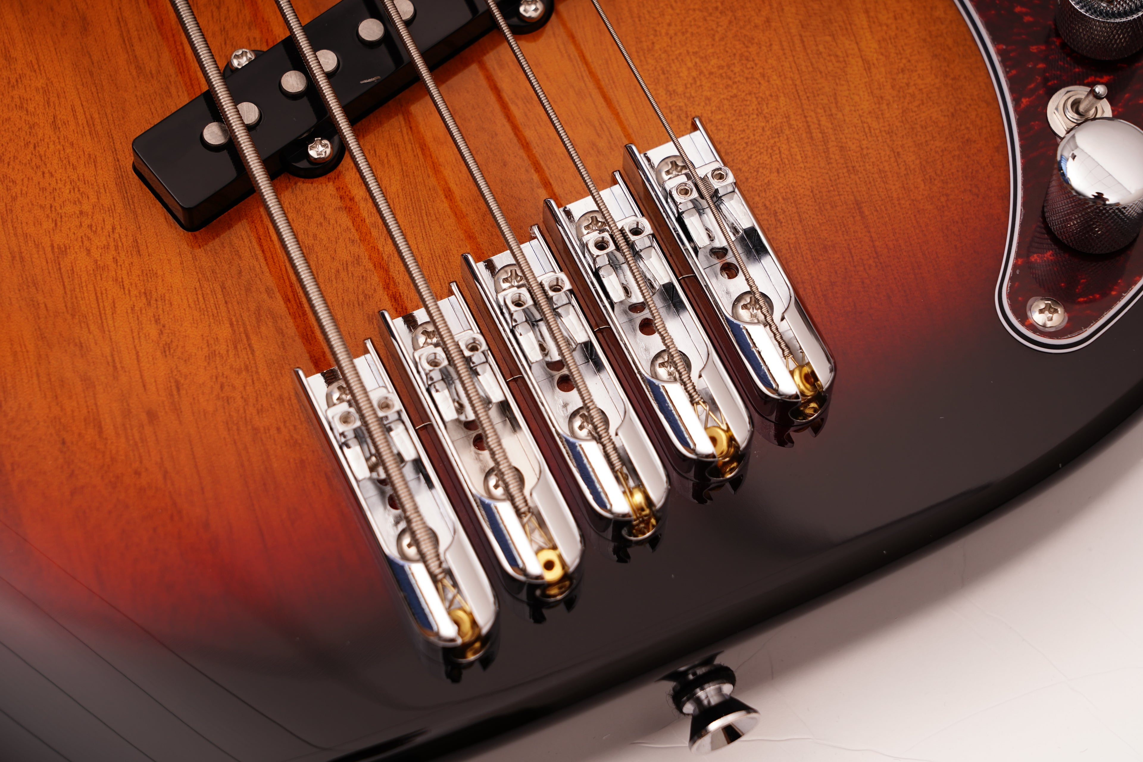 TAGIMA | BAJO PREDATOR-5-SB-DF-TT