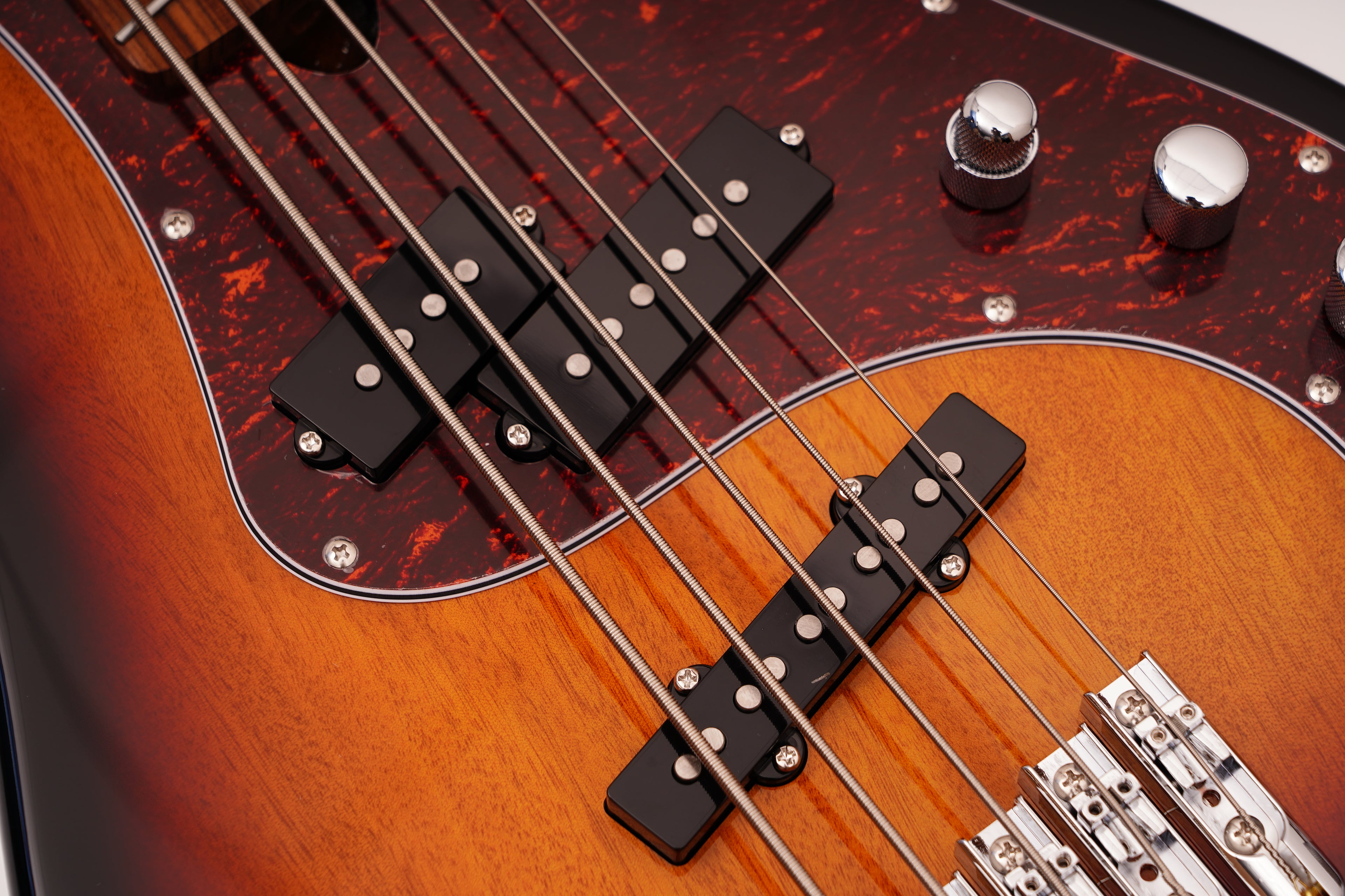 TAGIMA | BAJO PREDATOR-5-SB-DF-TT